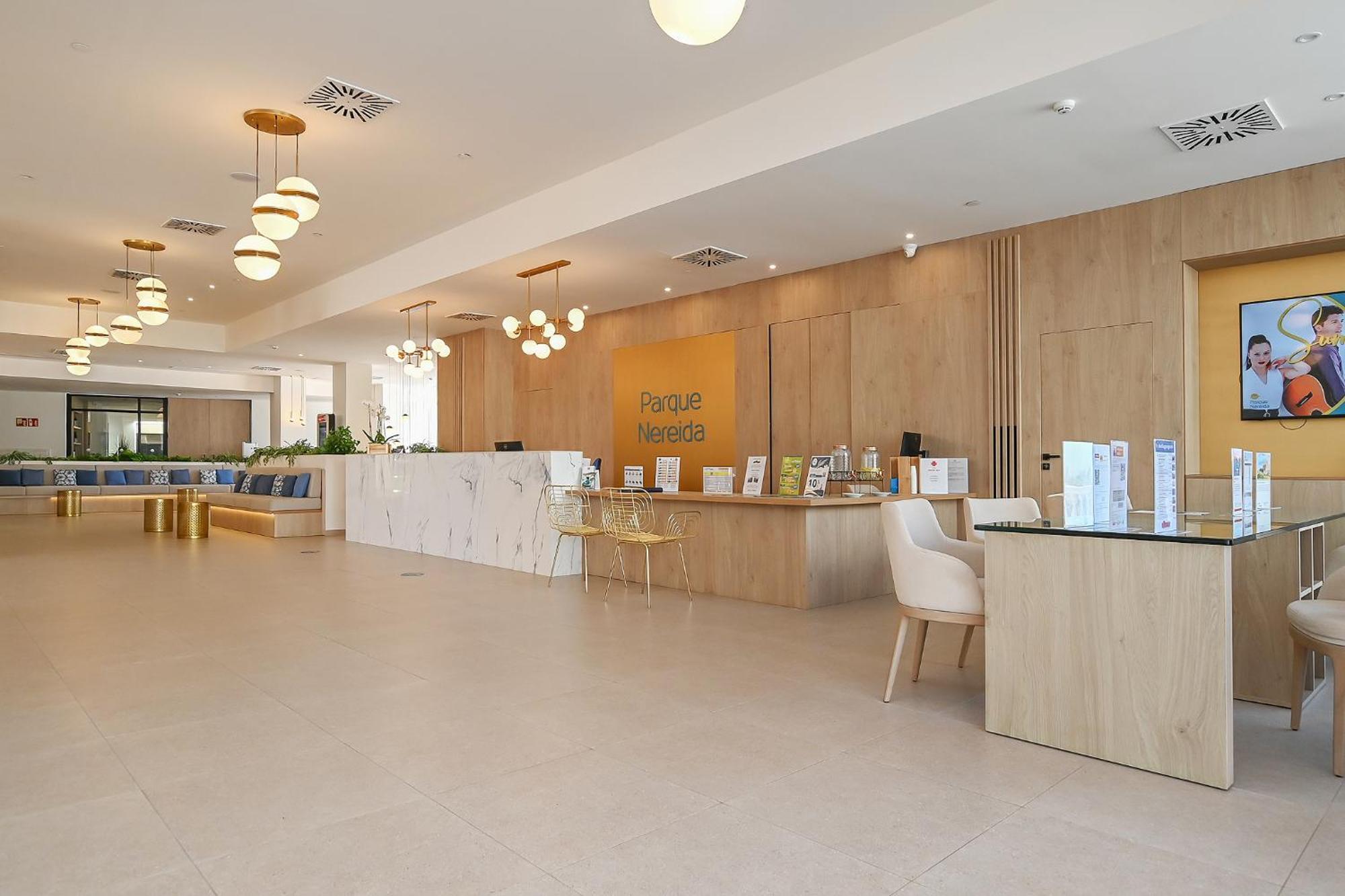 Parque Nereida Suites Hotel Cala Ratjada  Exteriör bild