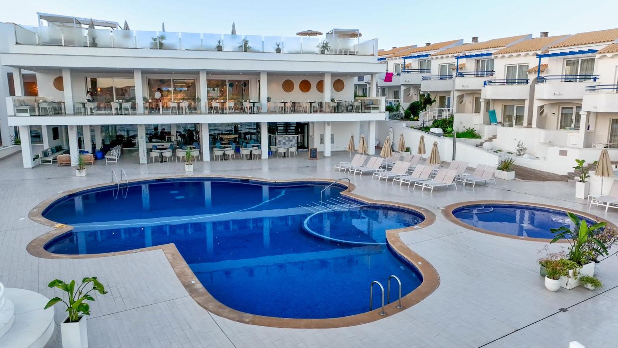 Parque Nereida Suites Hotel Cala Ratjada  Exteriör bild